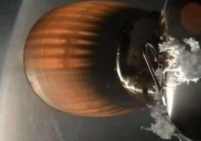 SpaceX Falcon 9 esplode in orbita, voli sospesi