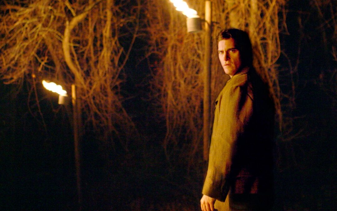 The Village di M. Night Shyamalan compie vent’anni ed è stato un’eccezionale metafora politica