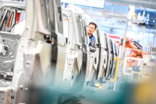 Volkswagen aggiorna la fabbrica di Hannover, inizia la produzione di nuovi ID.Buzz