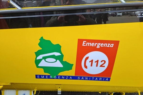 L’avatar che risponde al 112 con la lingua dei segni: un’incredibile innovazione tecnologica