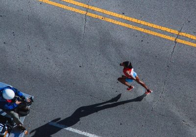 Cameramen durante gli eventi sportivi in diretta, c’è un’AI che li rimuove