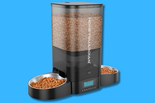 I migliori distributori di crocchette per coccolare i tuoi animali anche a distanza