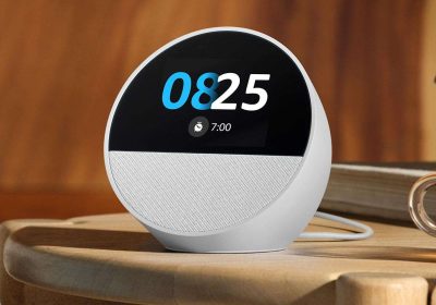 arriva la sveglia intelligente con Alexa