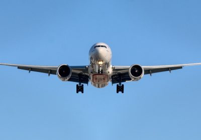 Aerei, la Commissione europea fa chiarezza sui diritti dei passeggeri