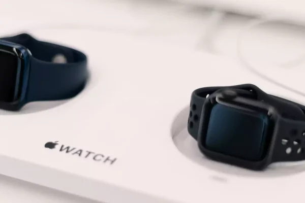 nuovo modello con cassa in plastica?