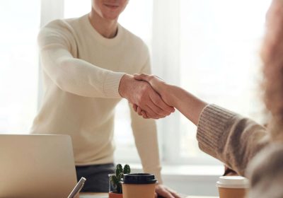 I 6 strumenti di intelligenza artificiale per fare pratica per i colloqui di lavoro