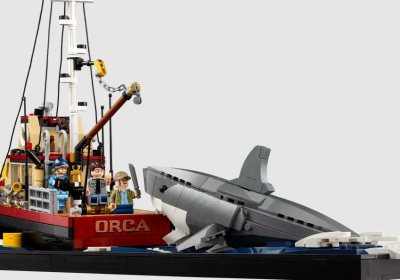 Il set Lego per ricreare la scena più famosa de Lo Squalo
