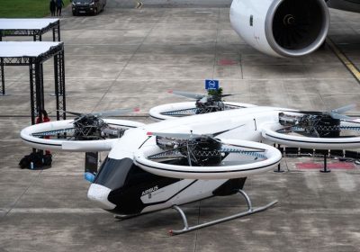 Olimpiadi, Parigi avrà una “stazione” per i taxi volanti sulla Senna