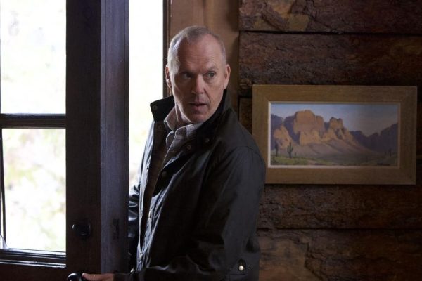 La memoria dell’assassino è un film piccolo e tutto d’un pezzo in cui brilla Michael Keaton