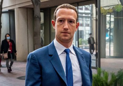 Mark Zuckerberg dice di aver ricevuto pressioni dalla Casa Bianca per bloccare alcuni post su Covid-19