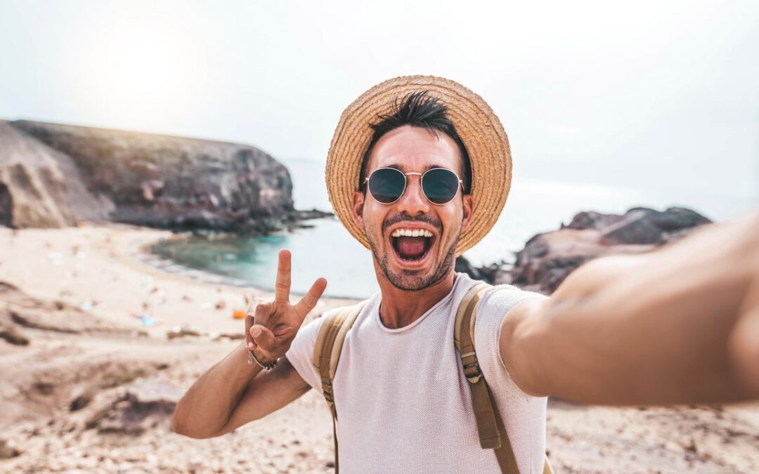 Meno selfie e foto social, mettono a rischio la natura