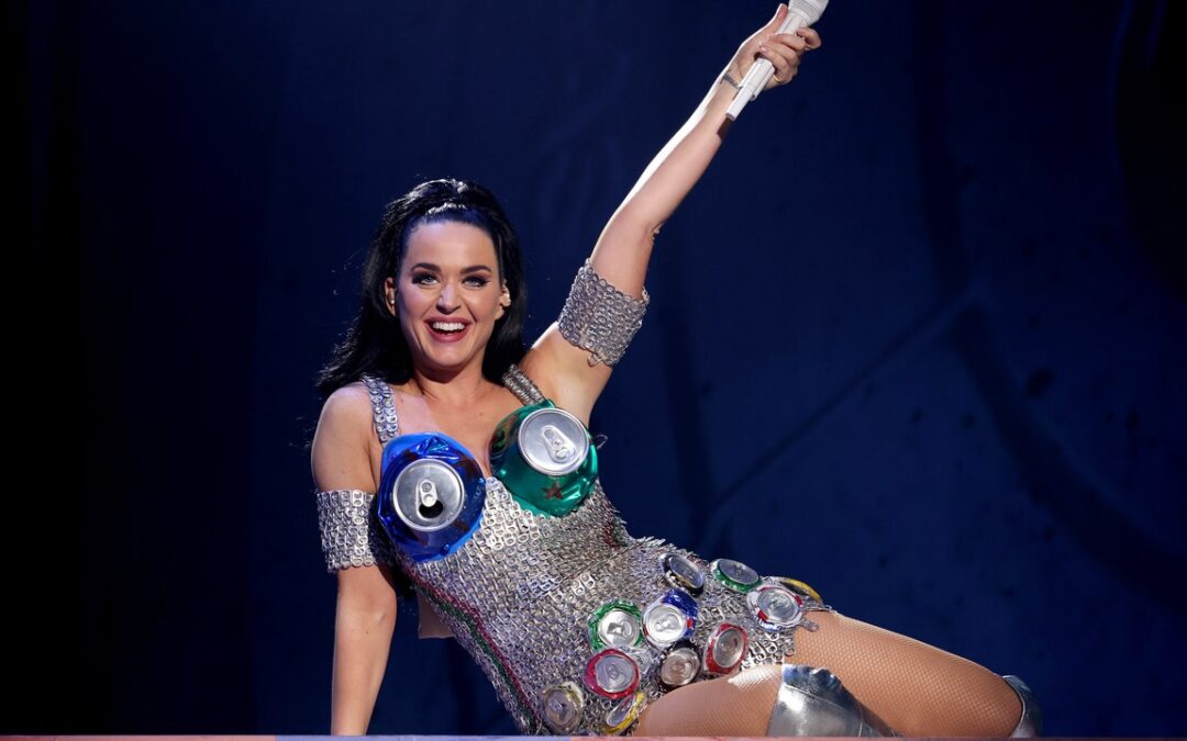 Katy Perry è accusata di aver girato un videoclip in un’area naturale protetta