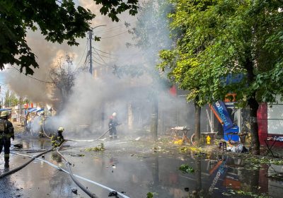 La Russia ha risposto all’incursione ucraina bombardando un supermercato