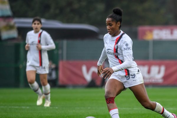 Milan, arriva il rinnovo automatico alle calciatrici incinte