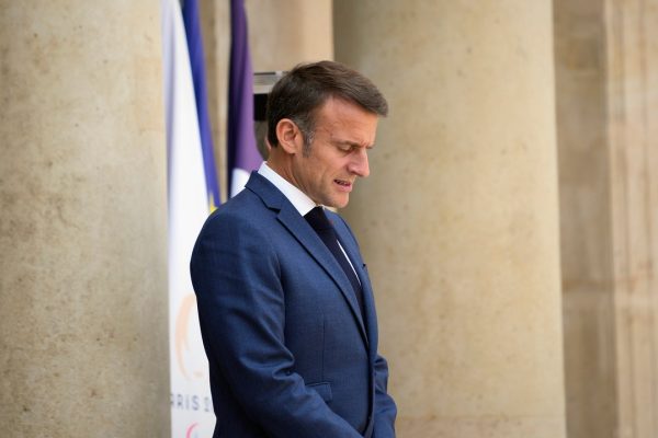 Francia, cosa sta succedendo con la nomina del nuovo governo?