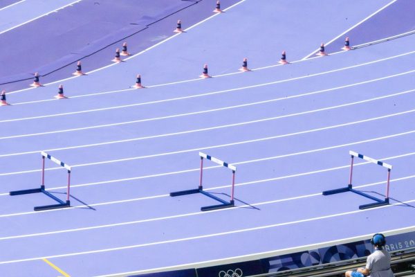 Olimpiadi, la pista di atletica viola ha un ingrediente segreto
