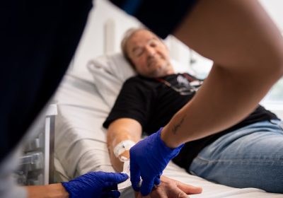 Cancro, è partita la sperimentazione del primo vaccino contro il tumore ai polmoni