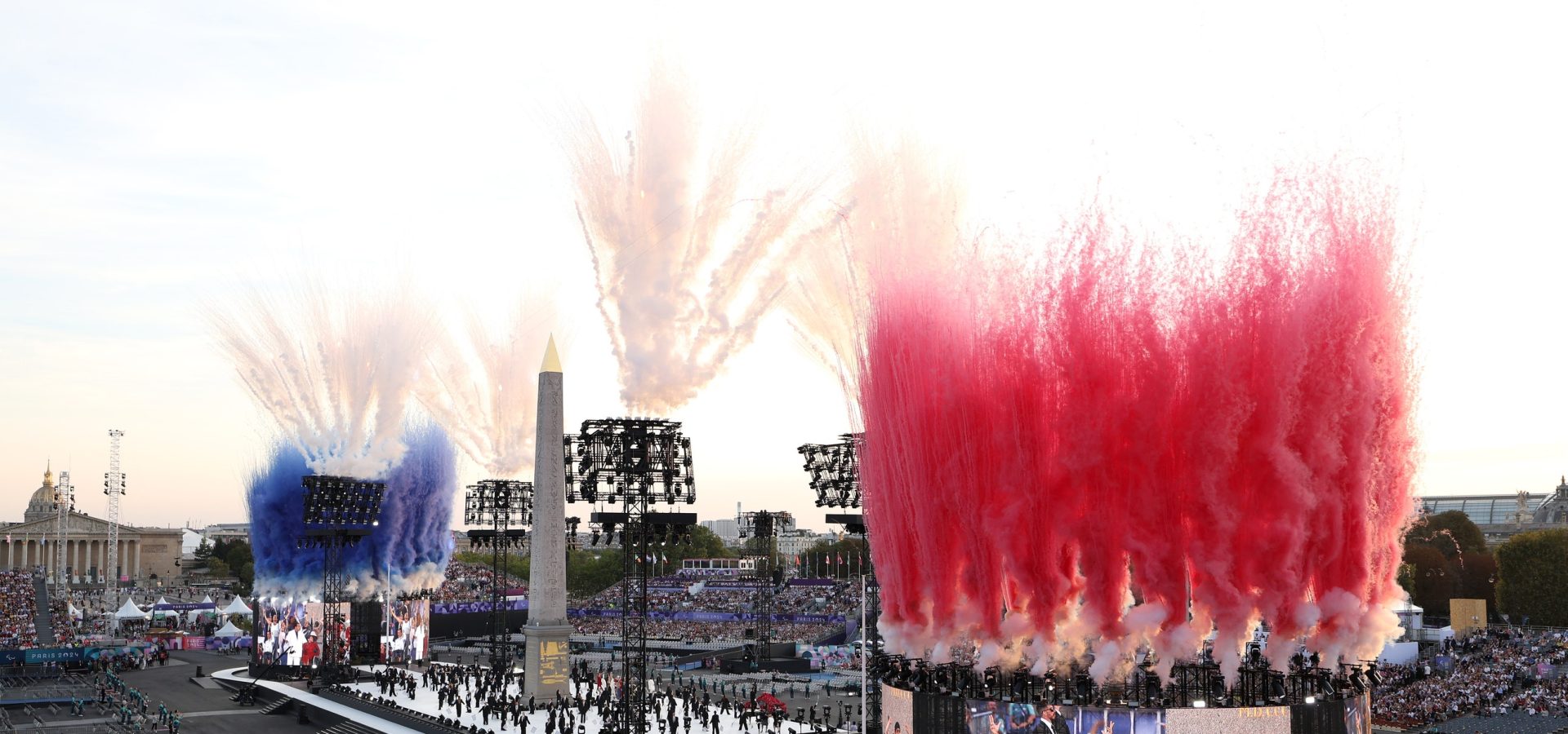 Paralimpiadi 2024, le foto più belle della cerimonia di apertura