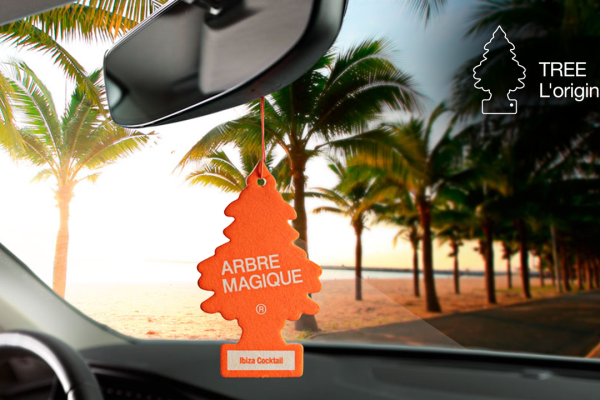 Arbre Magique è l’icona pop delle auto. E fa ciao ciao agli snob dallo specchietto retrovisore