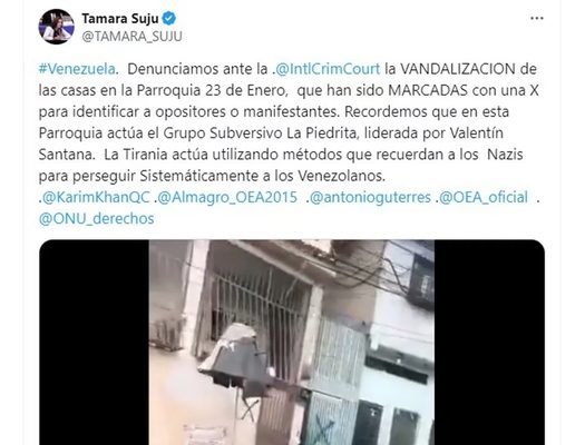 La denuncia sui social: Marchio sulle case degli anti-Maduro