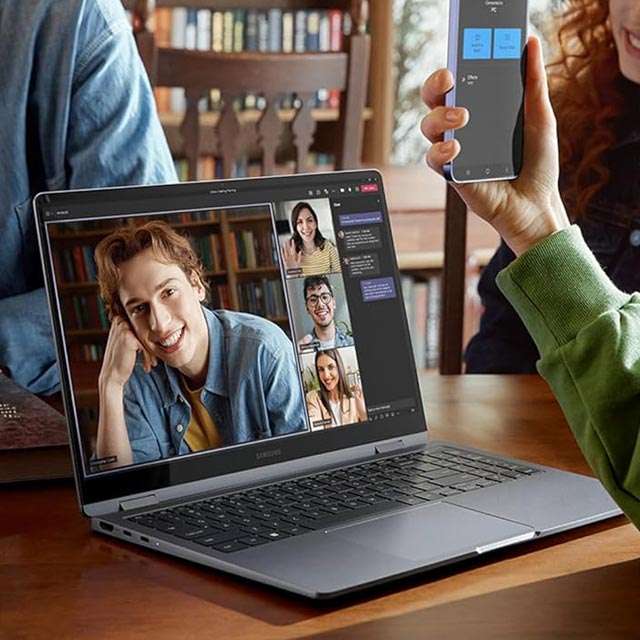 Il design del laptop Samsung Galaxy Book4 360