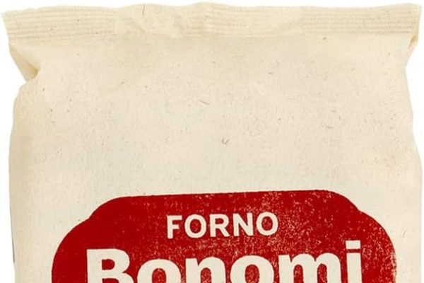 Forno Bonomi Savoiardi, biscotti preparati con uova fresche allevate a terra, ideali per tiramisù, per uno snack goloso e light. Confezione da 400g
