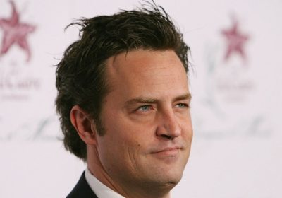 Matthew Perry, cinque persone sono accusate della morte