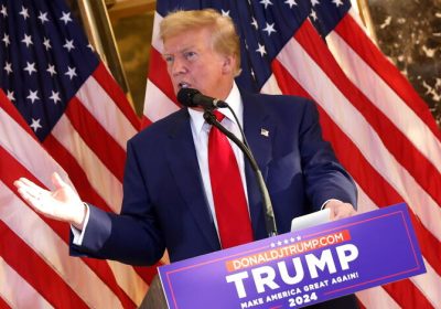 Ecco il nuovo titolo: Trump torna a postare su X dopo un lungo anno di assenza – Novità sul Web & Social