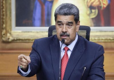 Maduro annuncia battaglia contro WhatsApp, accusandola di essere utilizzata dai fascisti – Web & Social