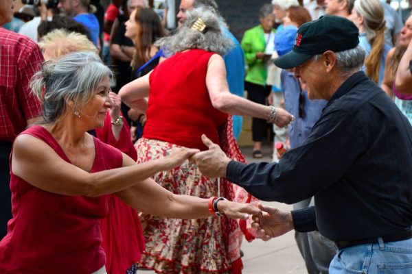 Invecchiamento, si invecchia di botto in questi due momenti della vita