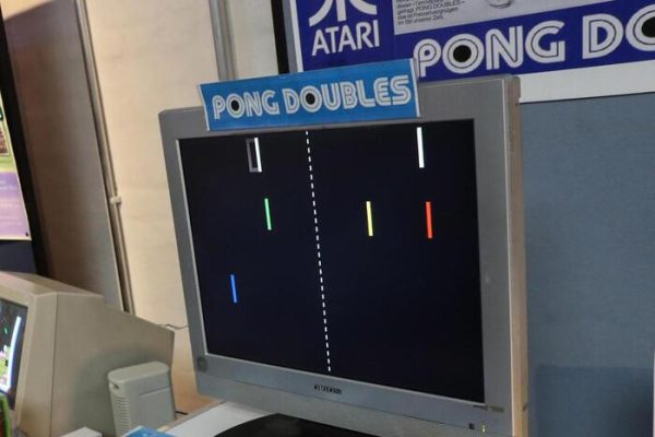 La prima IA di gelatina che impara a giocare a Pong: una rivoluzione nella Future Tech