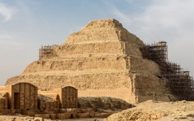 Piramidi, la più antica d’Egitto è stata costruita grazie a un “ascensore ad acqua”?