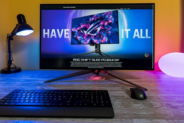 ASUS ROG Swift OLED PG32UCDP: 4K/240 Hz e FullHD/480 Hz in un unico pannello