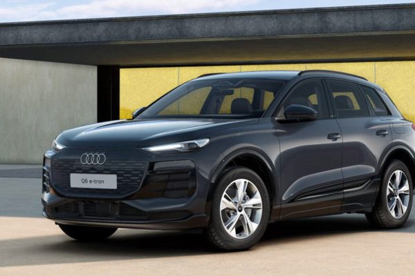 Audi, in Germania arriva una Q6 e-tron con batteria più piccola e prezzo più basso