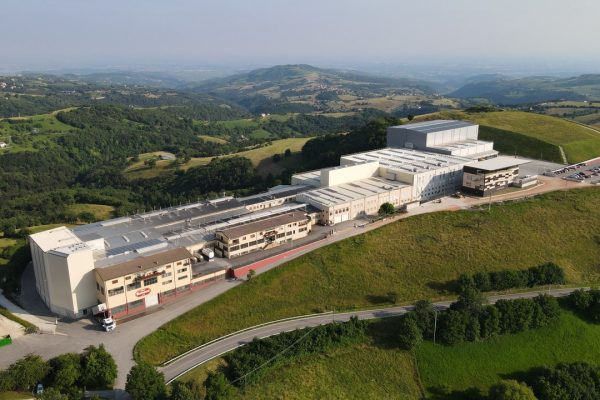 Forno Bonomi, viaggio nella fabbrica high-tech dei savoiardi