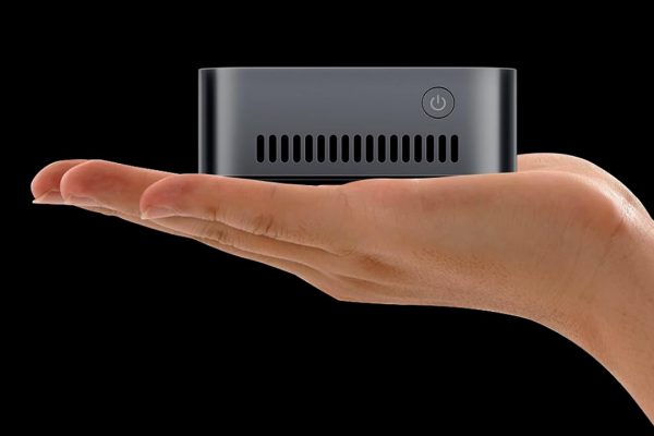 C'è un super mini PC  16GB/512GB a 149€, ma anche con 32GB di RAM e CPU Ryzen 8C/16T a 359€!