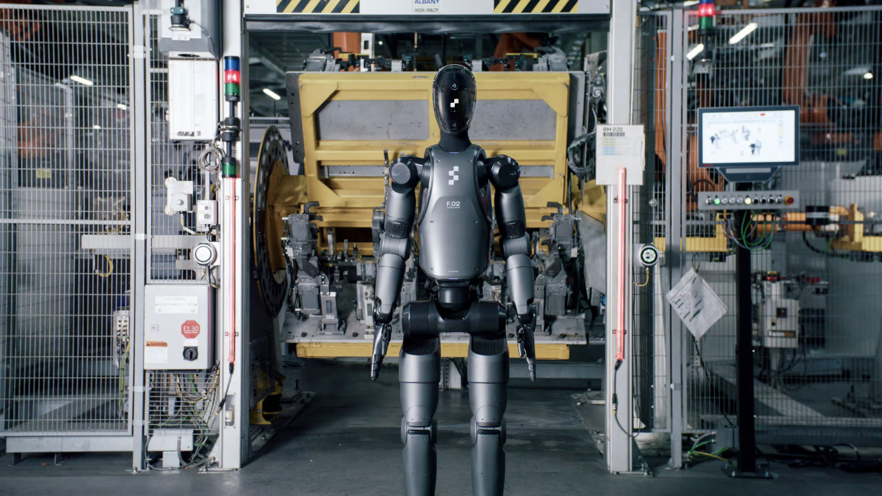 Figure ha svelato Figure 02, la nuova versione del suo robot umanoide: impressionante e bellissimo
