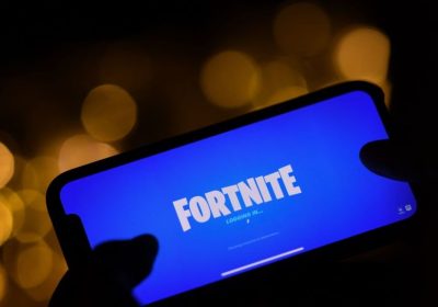 Epic Games, il produttore di Fortnite, lancia la sfida ad Apple