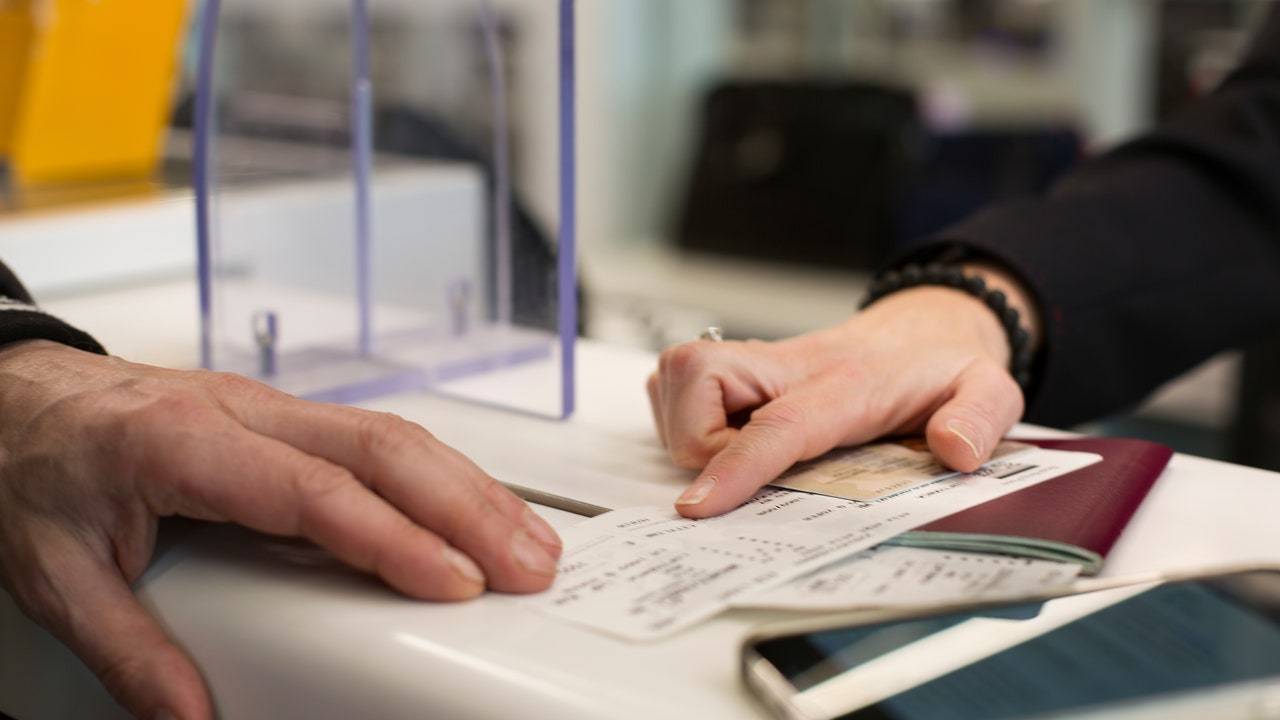 Passaporto in posta, da oggi anche in tre grandi città