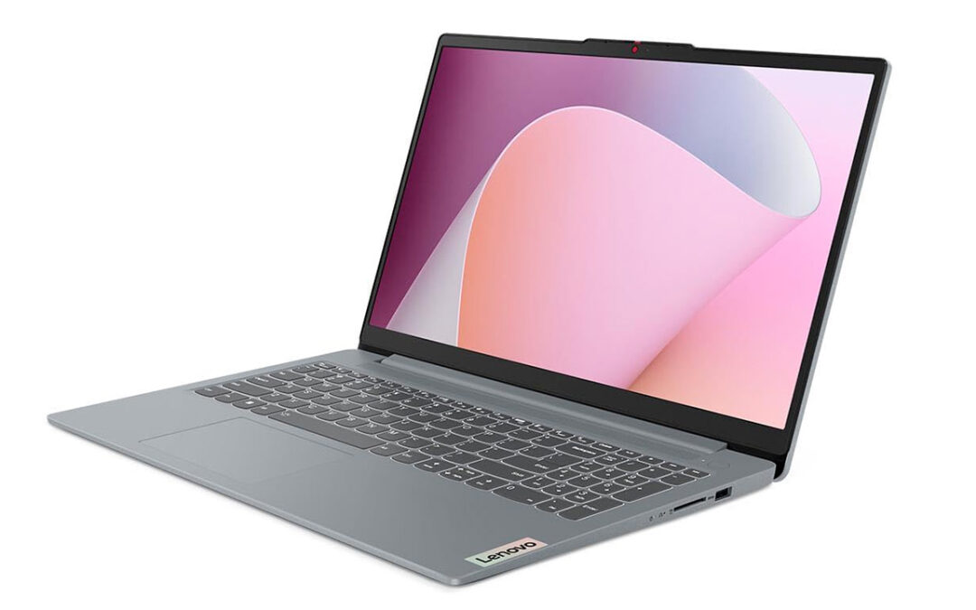 Imperdibile a 499€: portatile tuttofare Lenovo con 16GB di RAM, 512GB SSD e Ryzen 5 7520U!