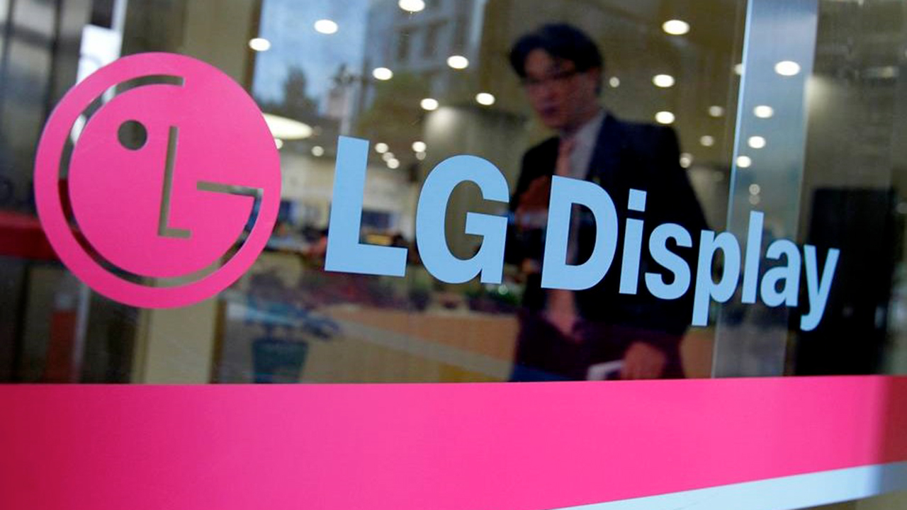 LG Display al lavoro per lo sviluppo di pannelli pieghevoli più sottili
