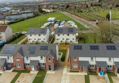 Nel Cantone di Zurigo il fotovoltaico diventa obbligatorio sui tetti di grandi dimensioni. Piano anche per l'accumulo energetico