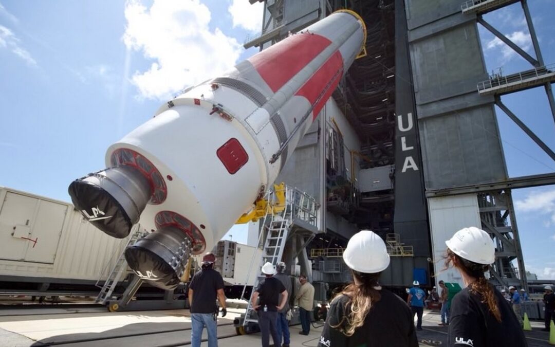 Prosegue l'assemblaggio del razzo ULA Vulcan Centaur CERT-2, non ci sarà lo spazioplano Sierra Space Dream Chaser