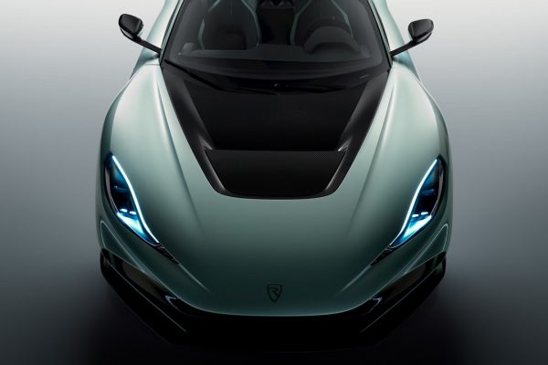 Rimac Nevera R: la nuova hypercar elettrica con 2107 CV e dinamica migliorata