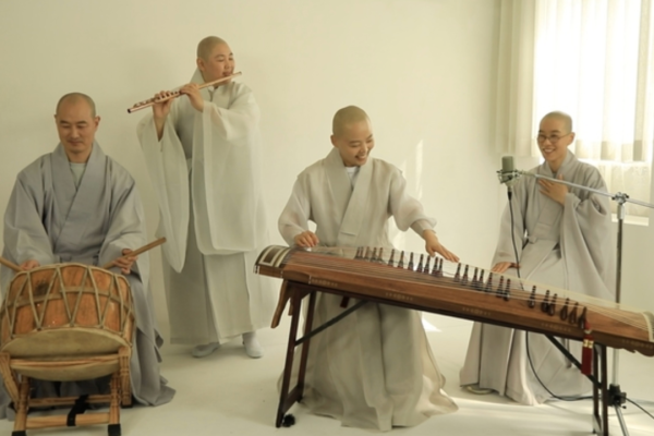 K-pop, è nata la prima band composta da monaci buddisti