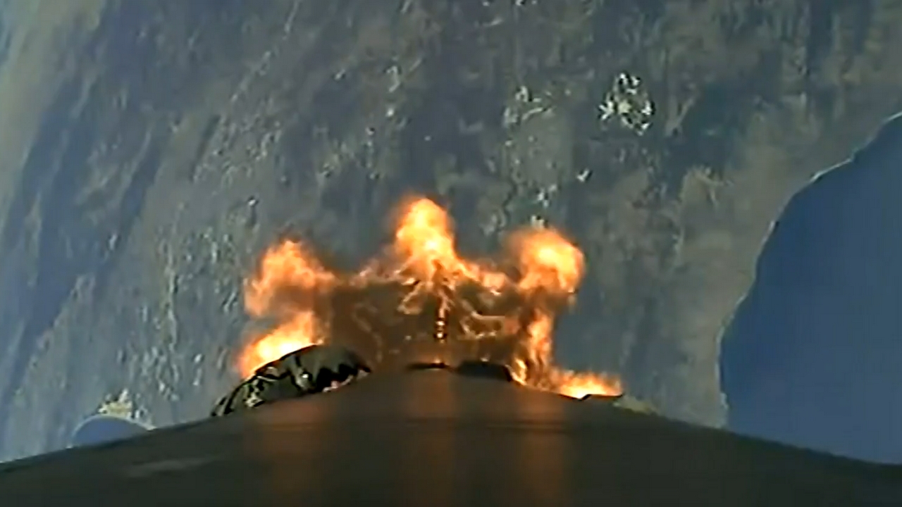 SpaceX ha lanciato la missione Transporter 11 con 116 satelliti a bordo