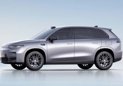 Spuntano i primi giudizi sulla Leapmotor (Stellantis) C10: alta qualità e guida dinamica