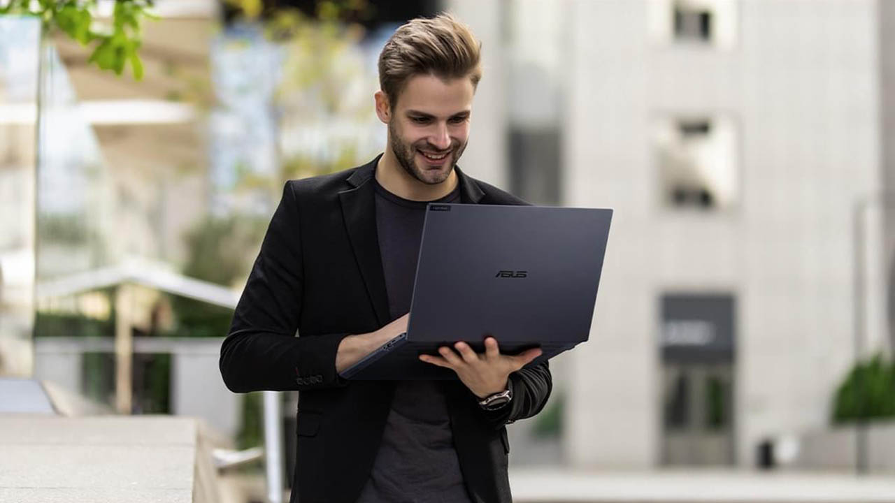Svendite Amazon del Weekend aggiornate: tanti PC scontatissimi, Fire TV Stick, Echo Dot e molto altro!