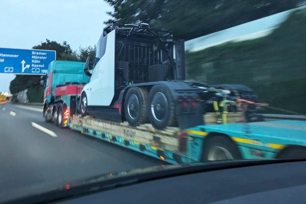 Tesla Semi in Germania? L'IAA Transportation di Hannover è il primo atto per i camion Tesla in Europa