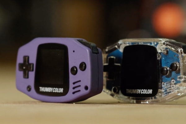 Thumby Color è il più piccolo clone del Game Boy Advance